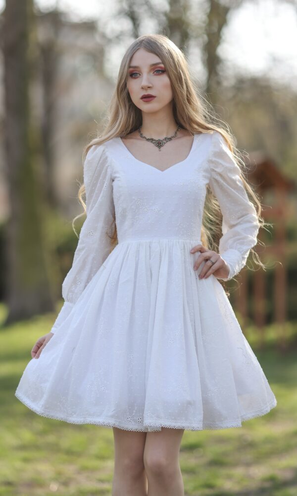 Esther - romantic white dress